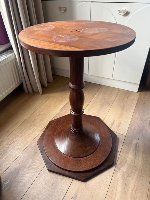 Ręcznie robiona noga od stołu okrągłego  drewniana