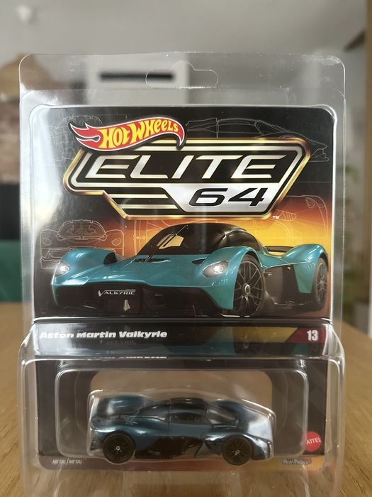 Hot Wheels Elite 64 * Aston Martin Valkyrie * Nowy