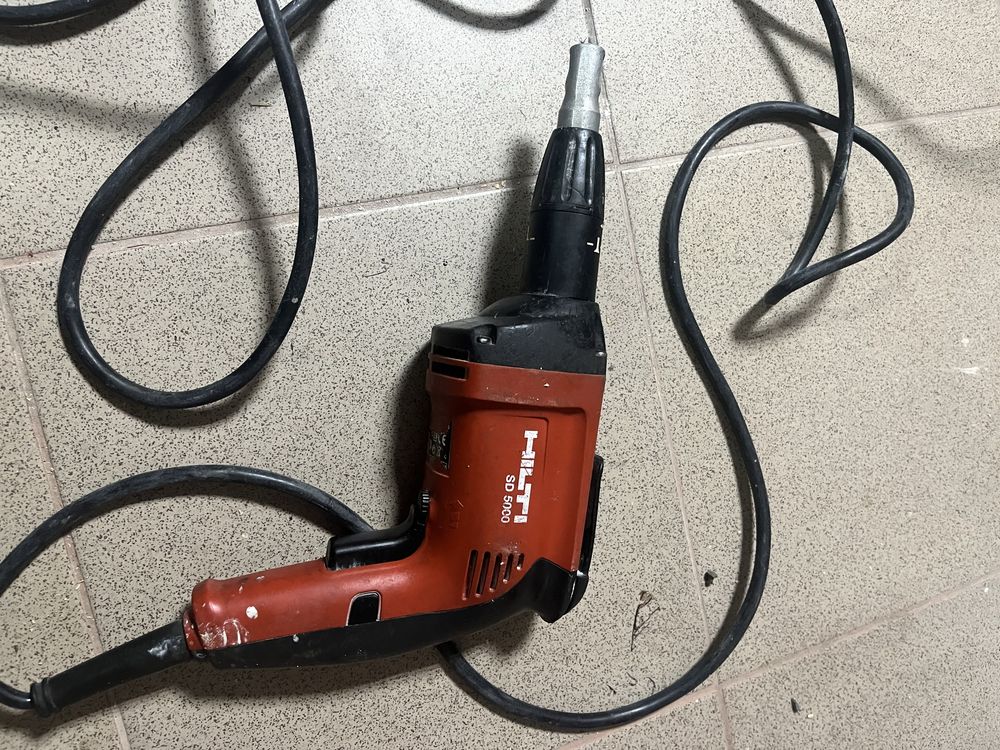 Шуруповерти Hilti