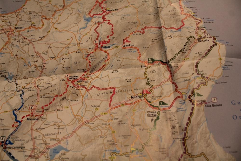 Sardynia-Włochy-Italia-mapa z trasami rowerowymi-1253