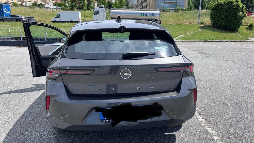 Opel astra edition 1.2T