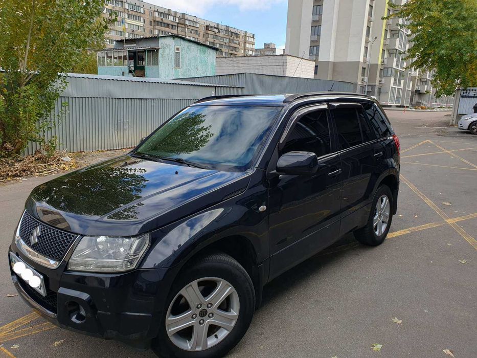 Продам Suzuki grand vitara в отличном состоянии. Газ/бензин