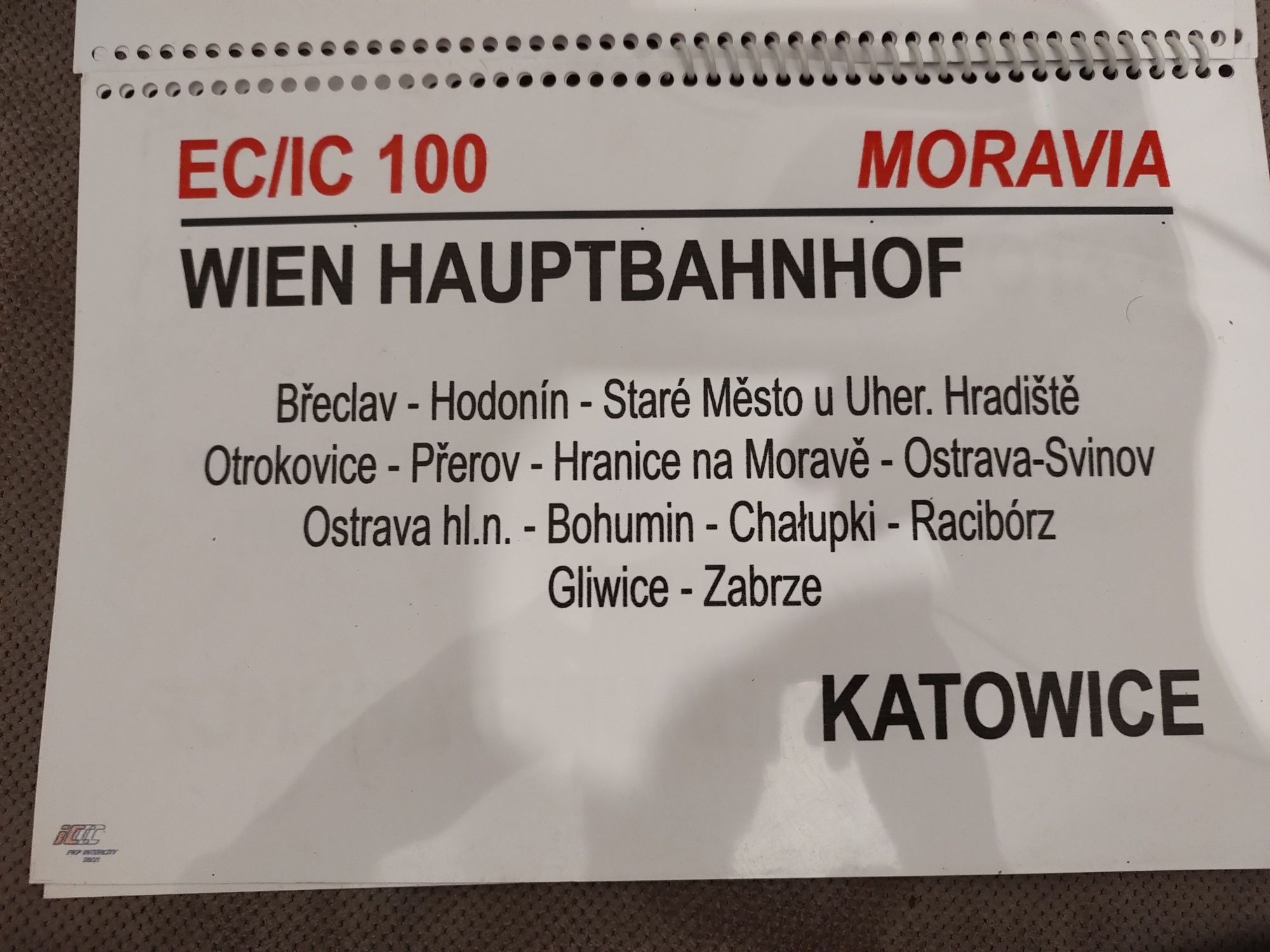 Obrotowa tablica relacyjna pkp