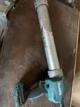 Акумуляторний пістолет Makita на герметик