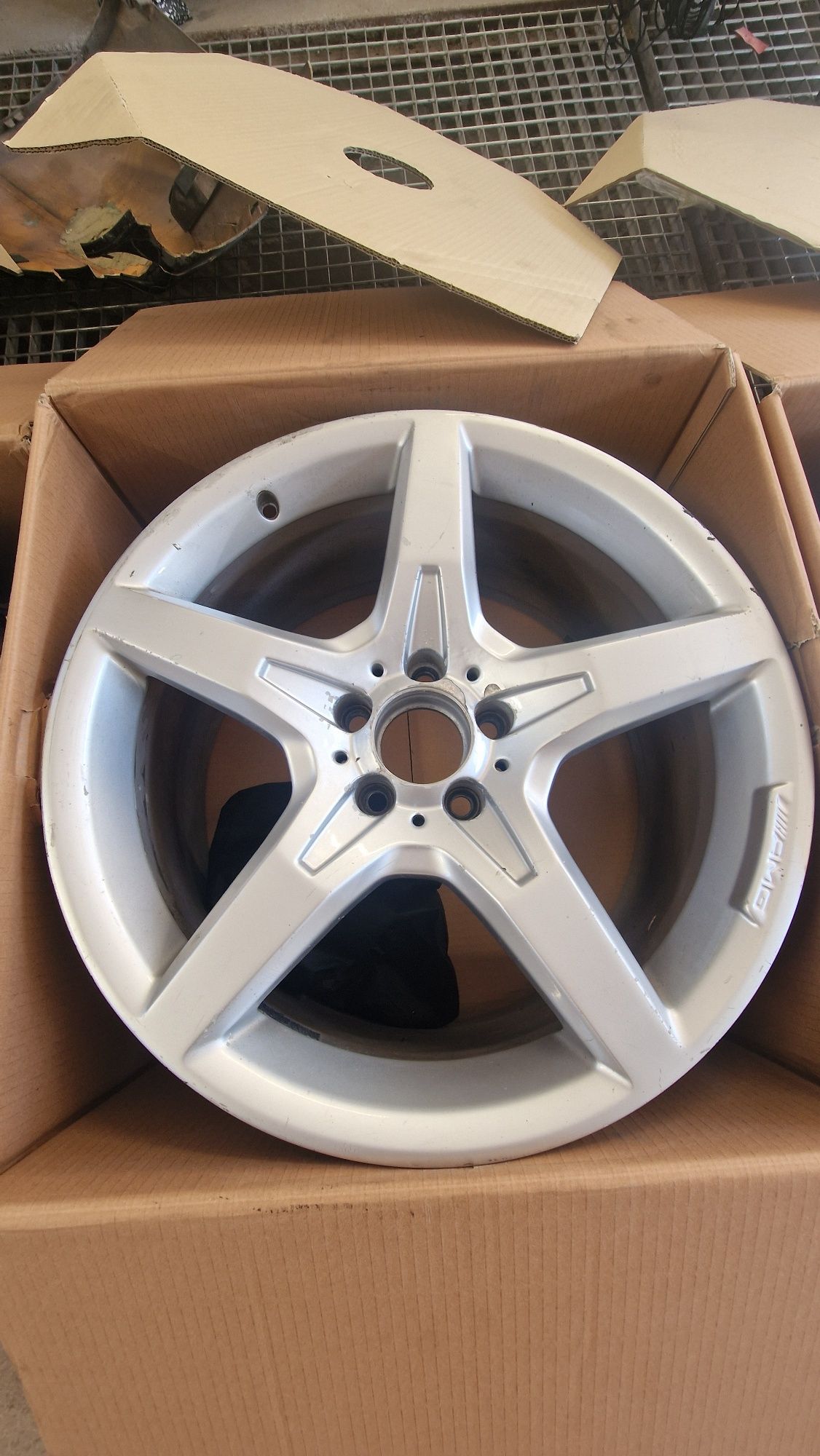 Felgi 19" AMG W219