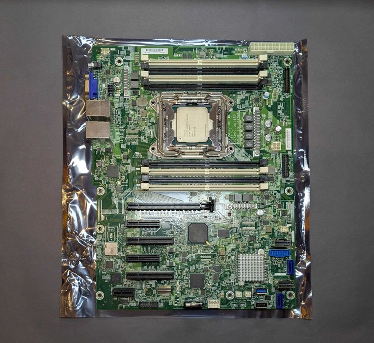 HP Proliant ML110 Gen9 материнська плата [Xeon E-5v3, E-5v4]