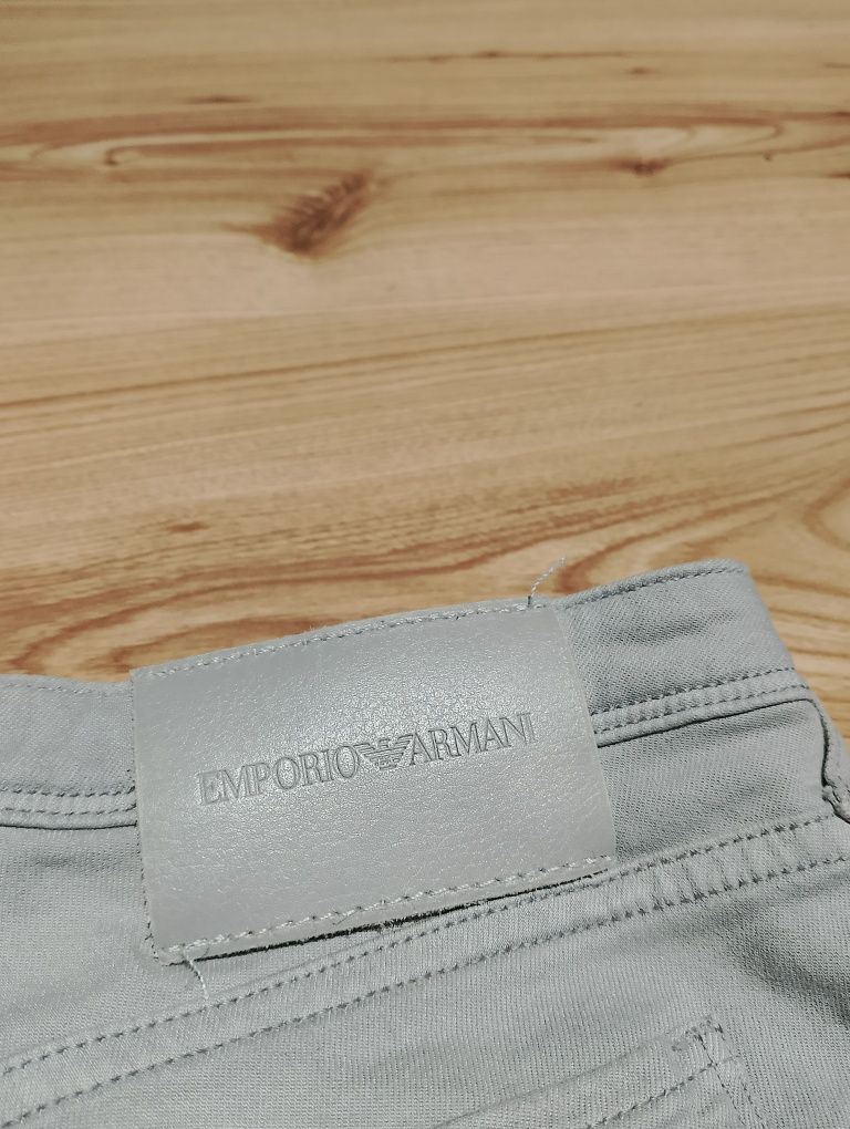 Szare Damskie Spodnie Jeansowe Dżinsowe Emporio Armani