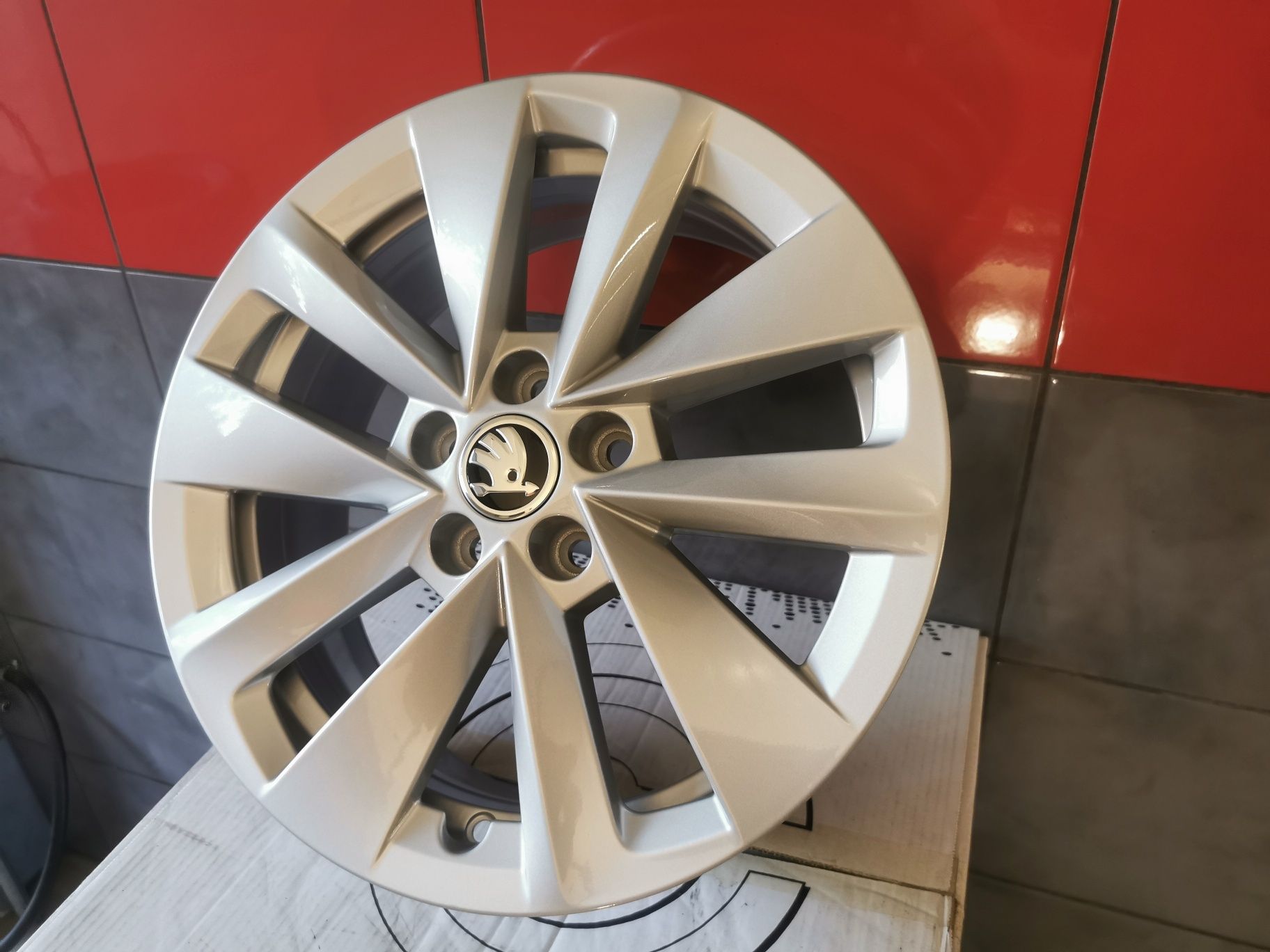 Nowe! Felgi 16" 5x100 Skoda Rapid Fabia Scala