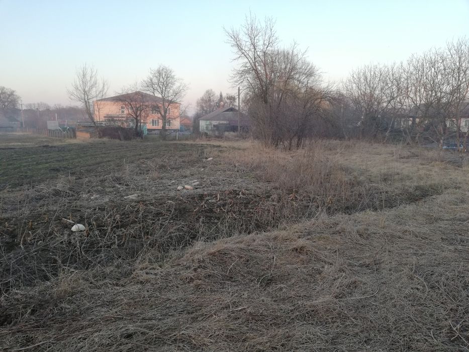 Продам земельну ділянку, під будівництво 15 соток землі...