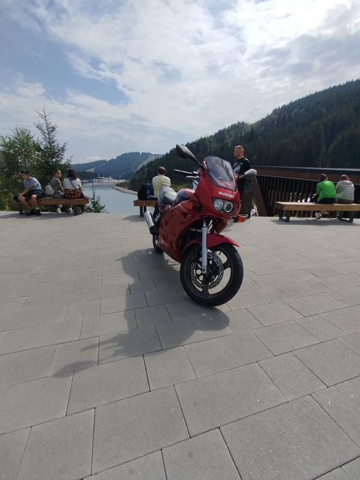 Suzuki GS500 з переоформленням