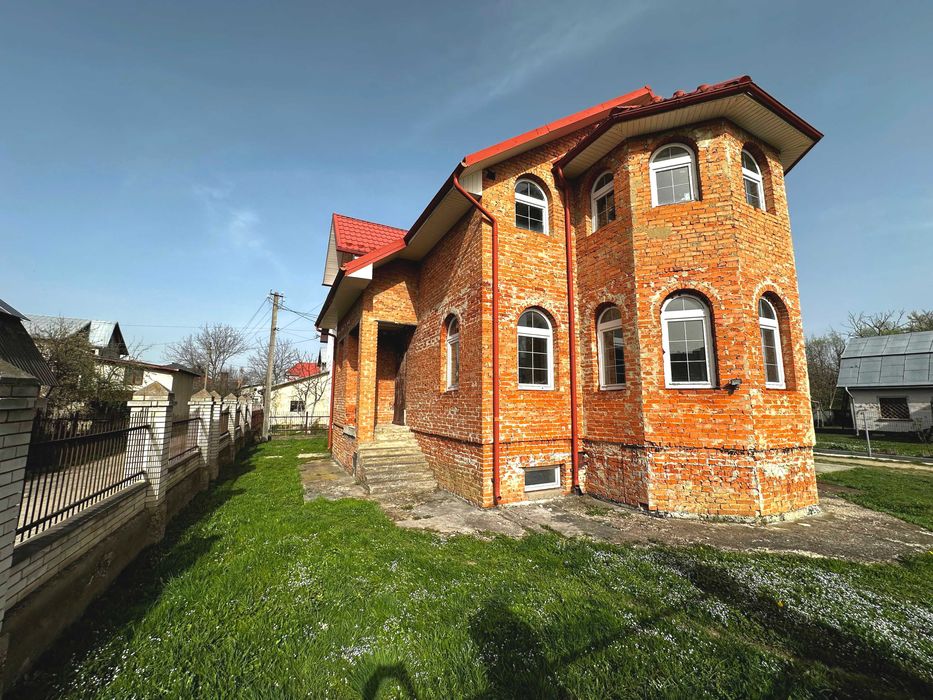 Продається будинок в м.Стрий