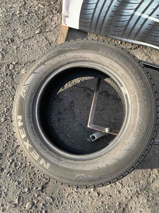 Шини 195/70 R15C Nexen пара зима  2023 рік 6,8 мм
