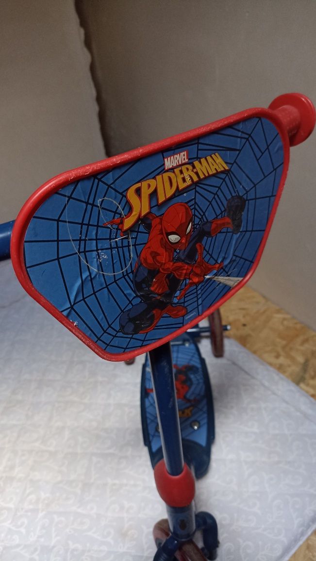Sprzedam hulajnogę spiderman