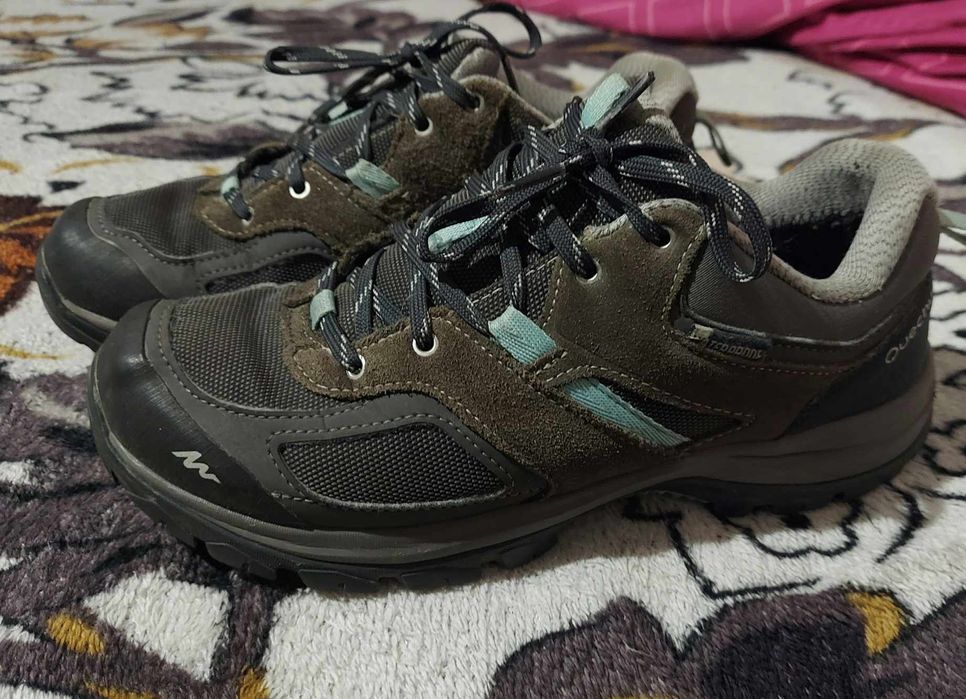 Продам кросивки gore-rex