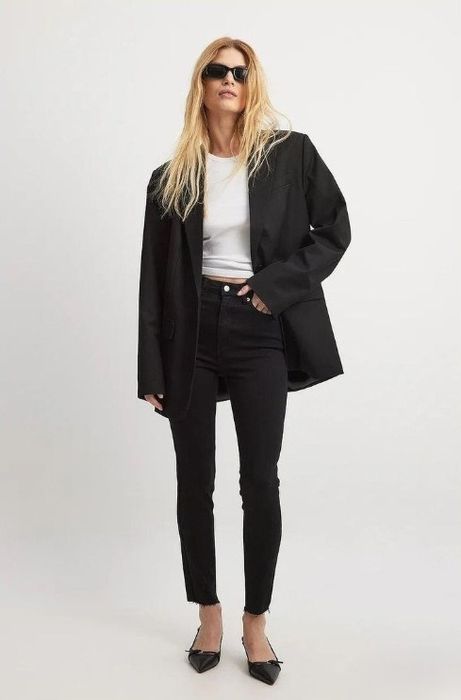 Класичні чорні джинси-скіни H&M (розмір 34)