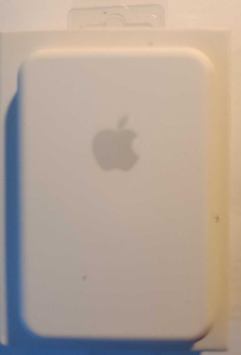 Беспроводная, магнитная зарядка/power bank/MagSafe на Apple iPhone