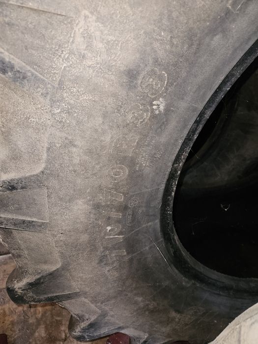 Opona 710/70 R38 Michelin