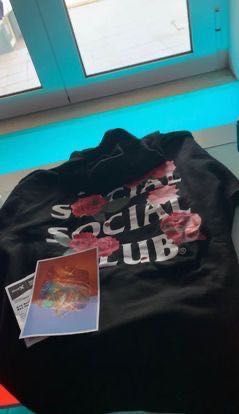 Hoddie anti social social club