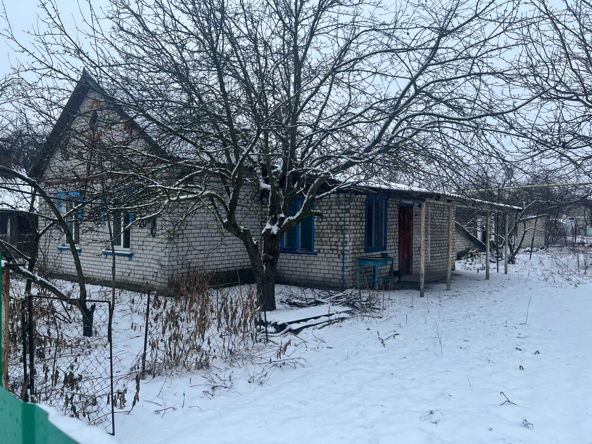 Продаж  будинку в селі Любомирівка   (Право Жовтня) поруч зі ставком