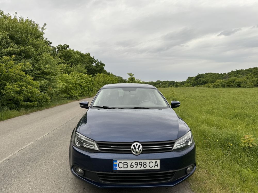 Volkswagen Jetta SE 2,5  Автомат газ/бензин Обмен на авто дешевле