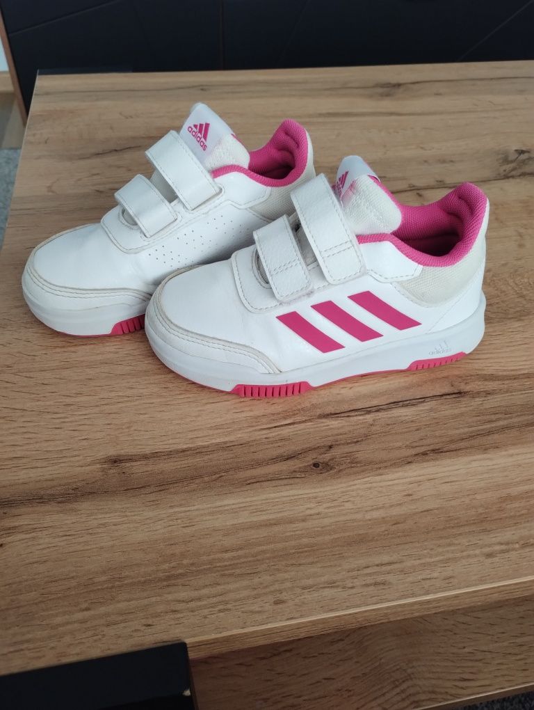 Buty adidas dziecięce