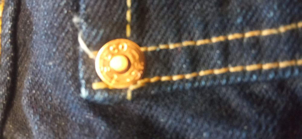 Нові джинси Levi's 501