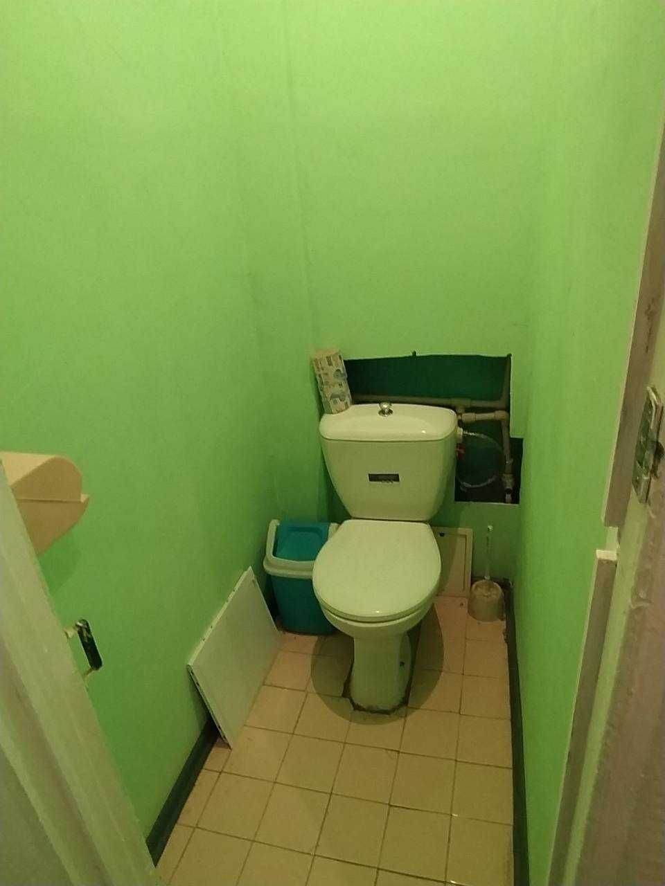 Продам 3к кв метро 23-го Августа ул. Сумгаитская под ремонт