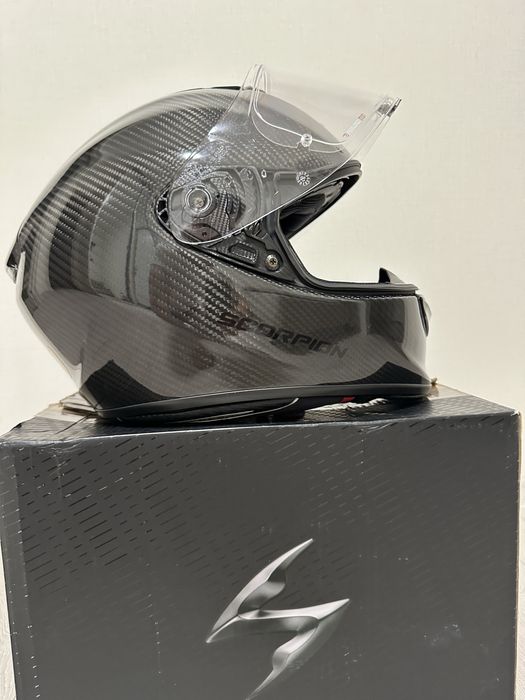Шолом Scorpion EXO-1400 Evo Carbon Air Black