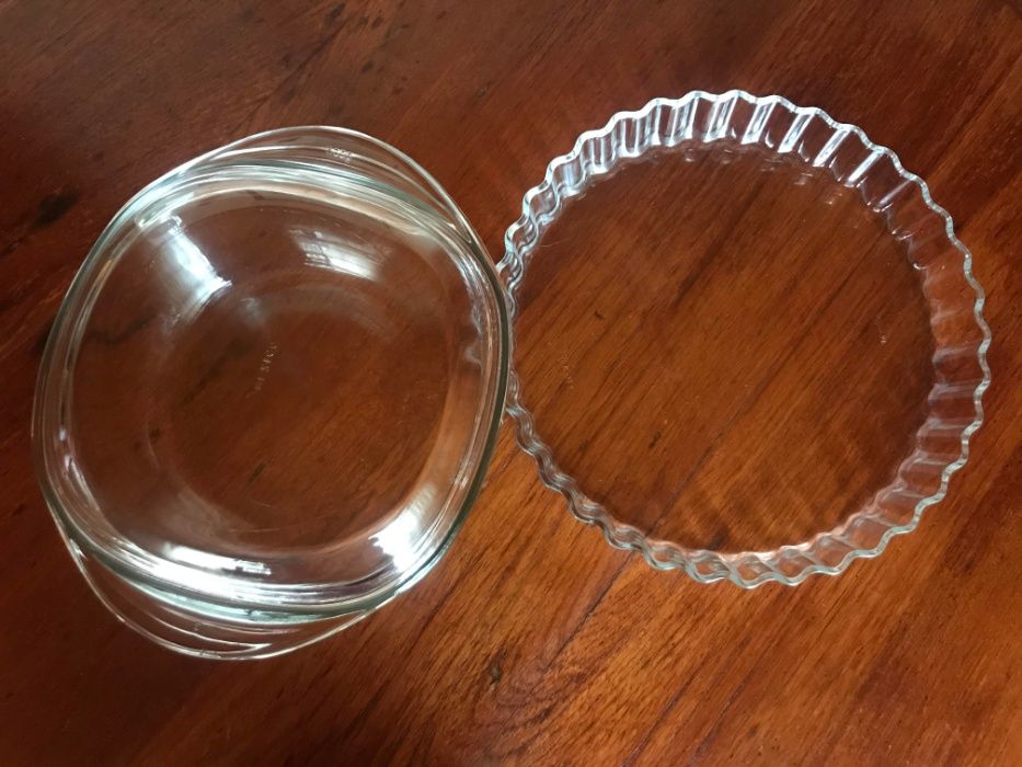 Tarteira e panela em pyrex