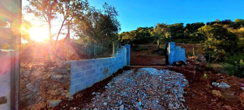 Terreno 4 680 m² — Eletricidade ligada — Paderne — Oportunidade