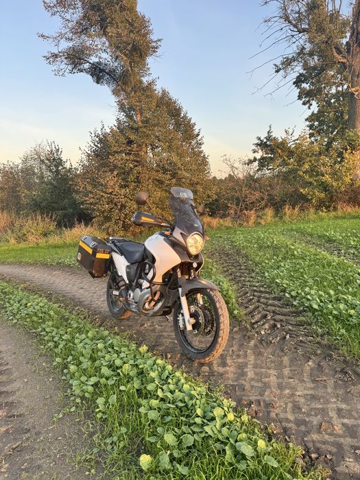 Honda Transalp XL700VA RD13 2007 rok DOBRZE wyposażony DŁUGIE opłaty