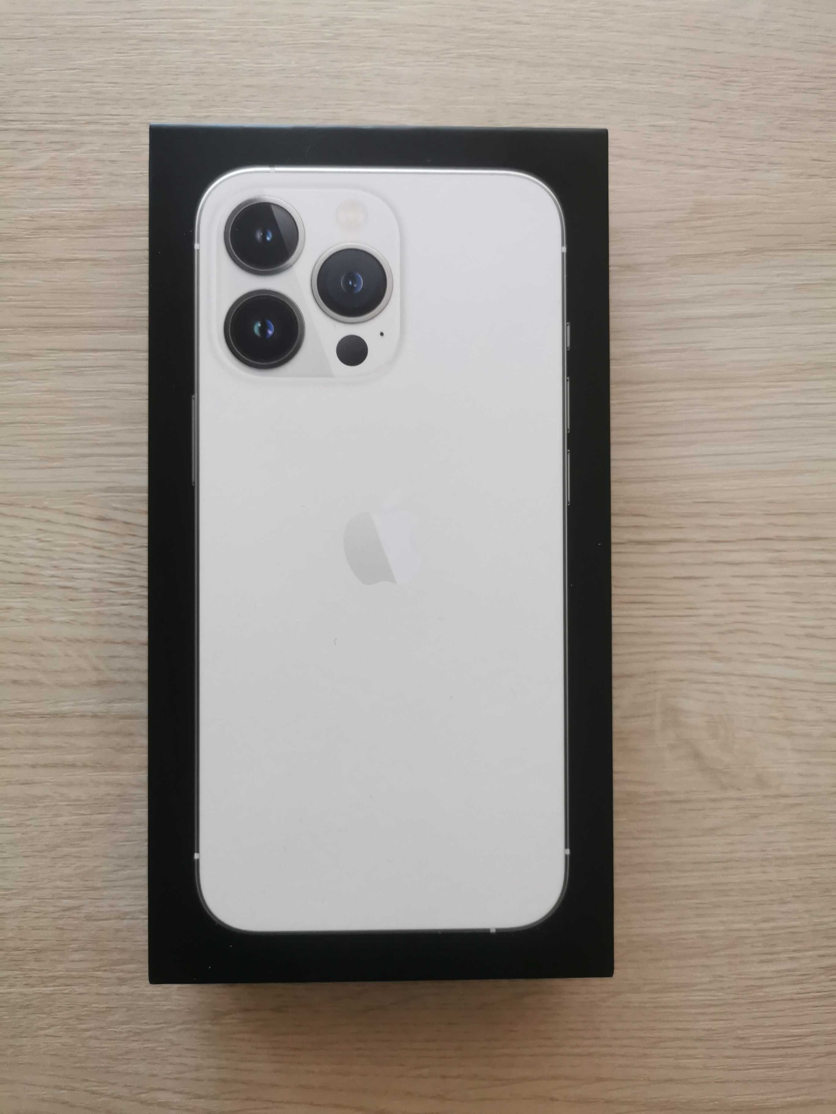 iPhone 13 PRO srebrny