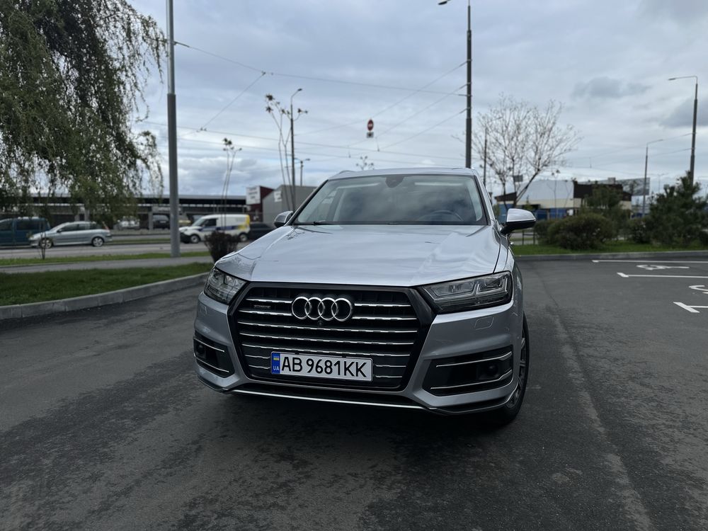 Продам Ауді Q7 Prestige