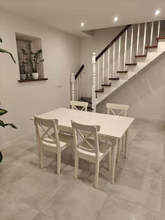 Stół z krzesłami Ikea
