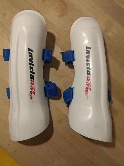 Ochraniacze narciarskie na kolana Invicta Race