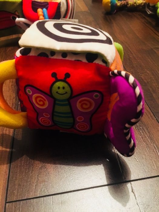 Развивающая игрушка Пират Пит Lamaze кубик  безопасное зеркало