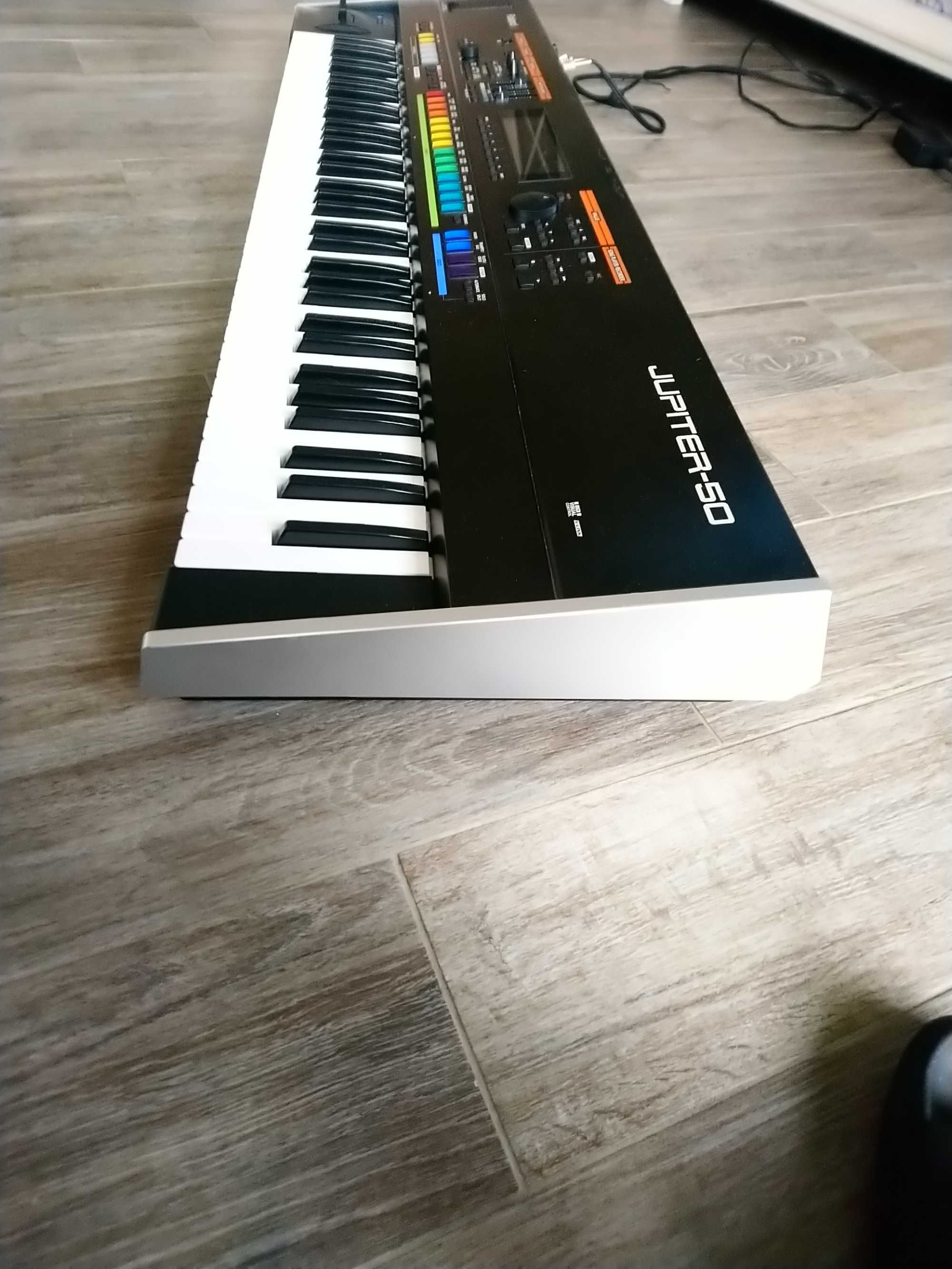 Roland jupiter 50