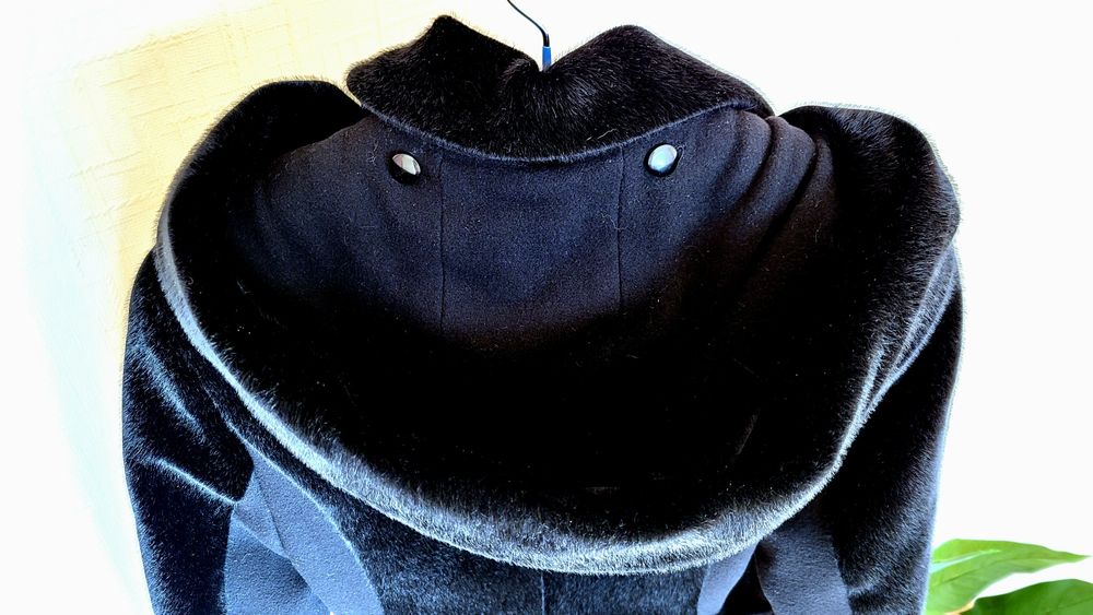 Пальто зимове чорне розмір 38  42