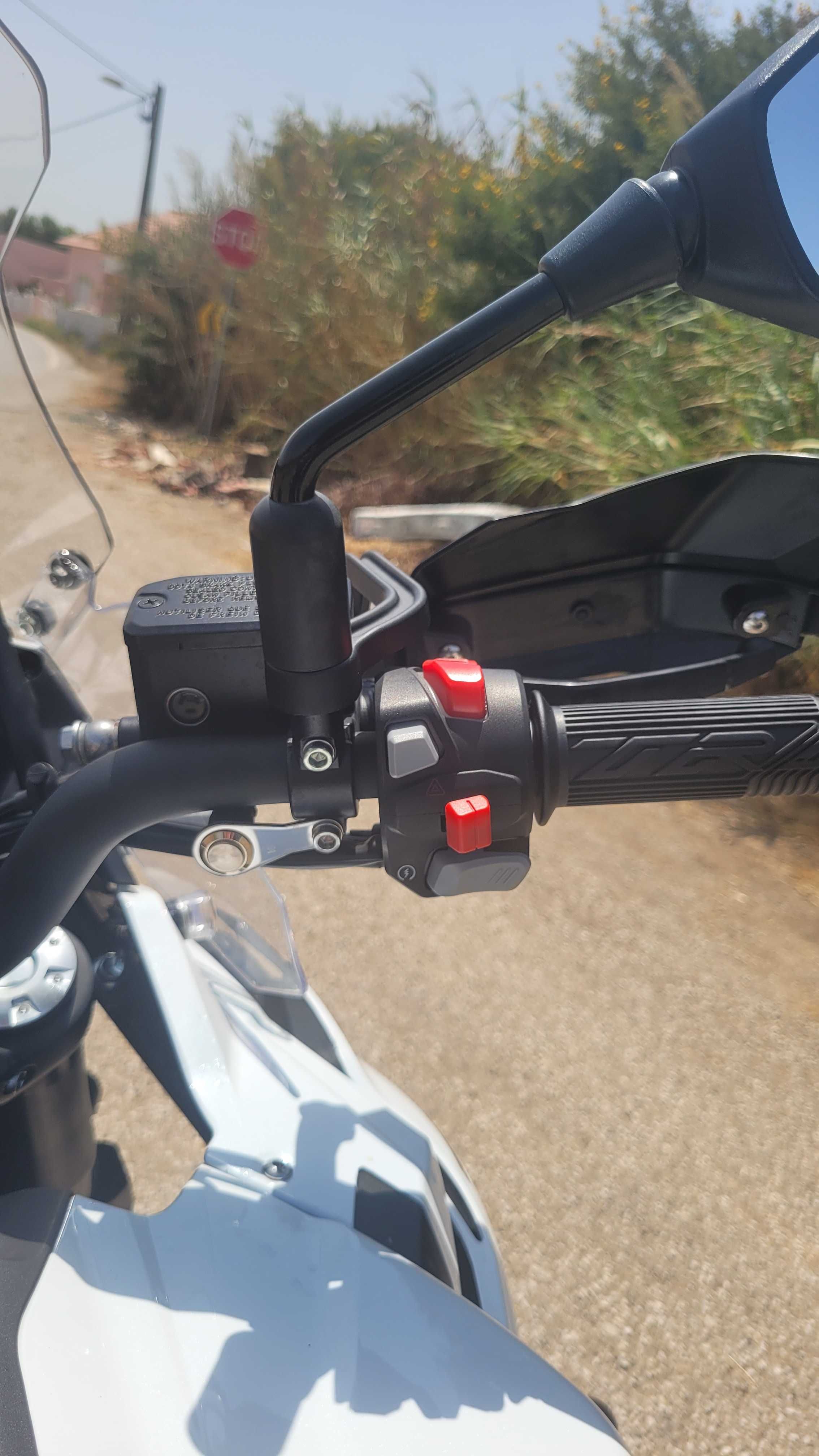 Benelli TRK 502 | Revisões na marca | Extras + Mala SHAD