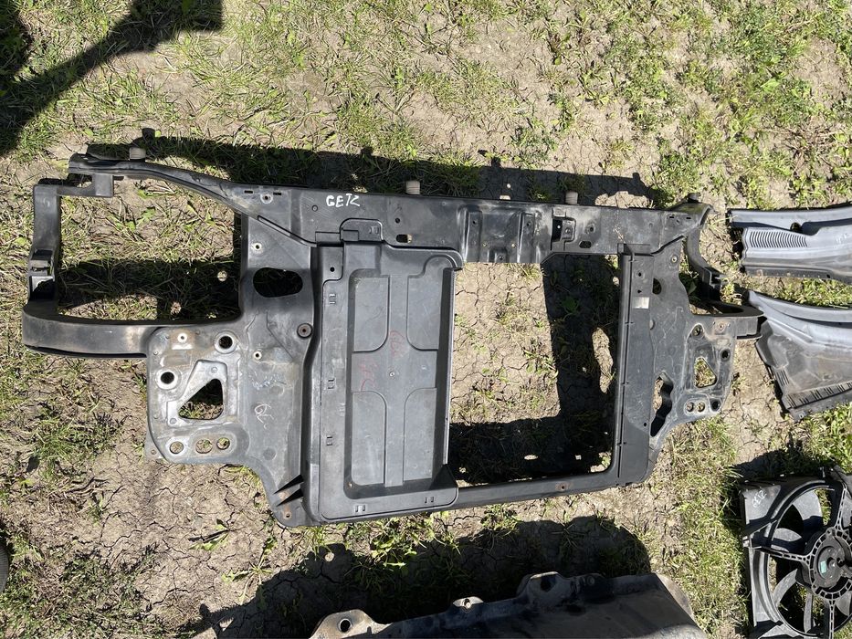 Передня панель, жабо, дифузор Hyundai Getz хюндай гетц 2002-2006 рік