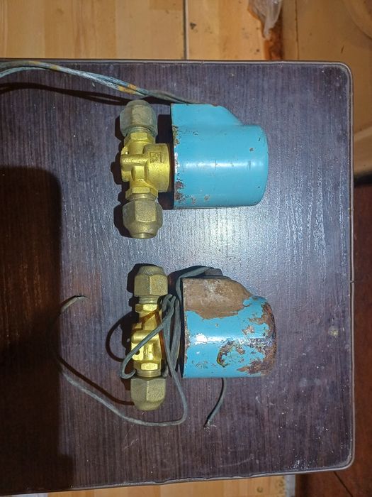 Соленоидные клапана для газа.