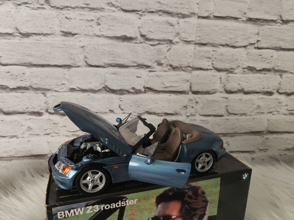 BMW Z3 Roadster model 1:18 UT Models 007 Golden eye