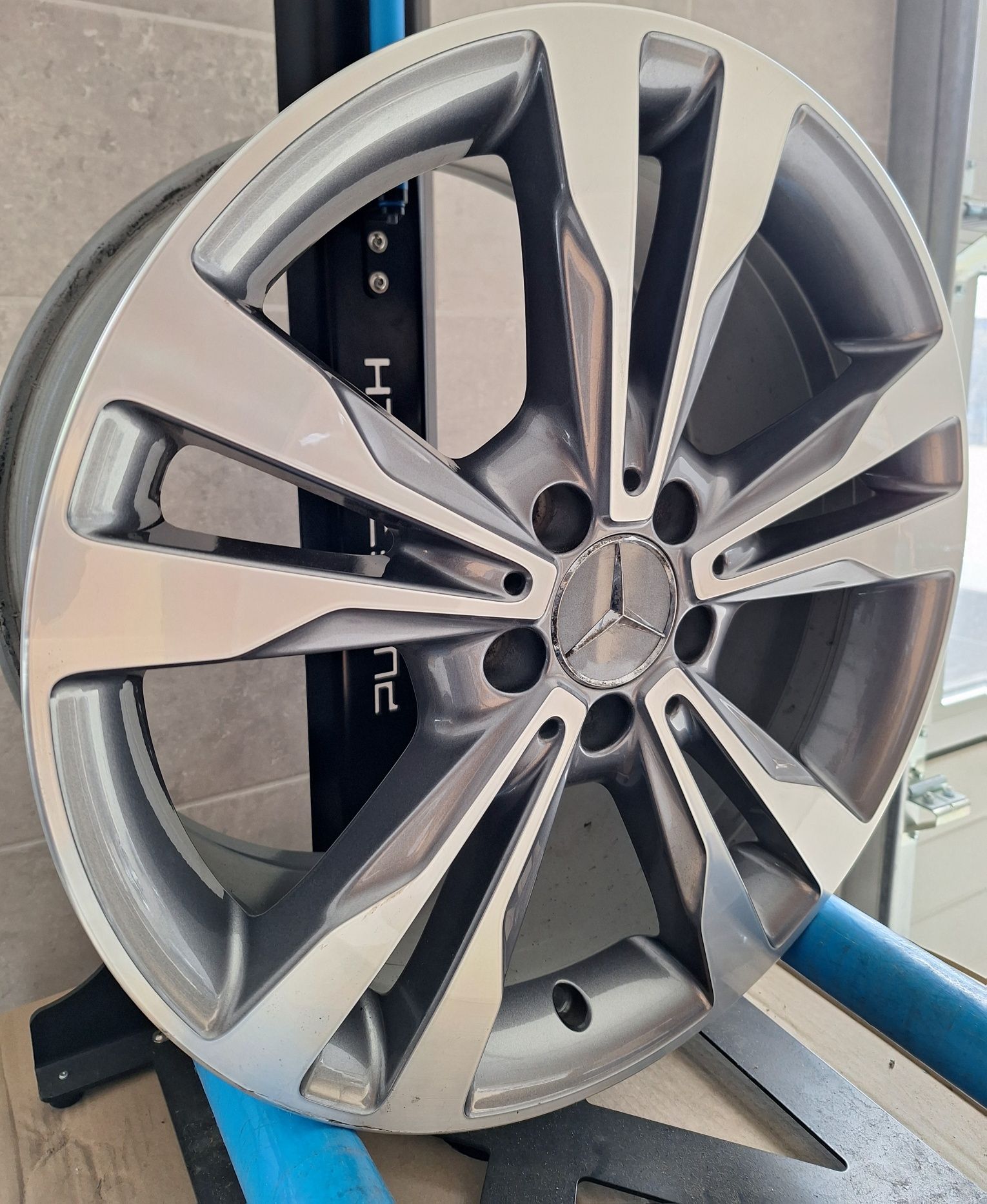 PF127 Alufelga Mercedes C Klasa W205 Felga 5×112 ET56 Pojedyńcza