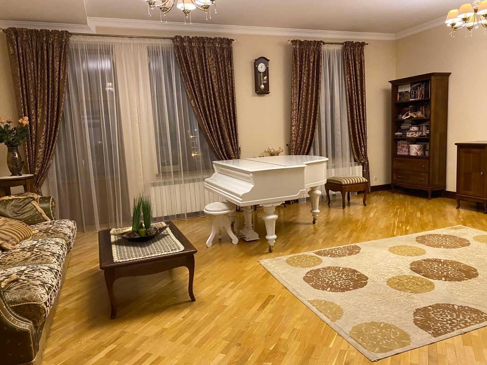 Продам 4х кім. кв,  австрія,  К. Левицького 105м 3й пов. ремонт, ІО