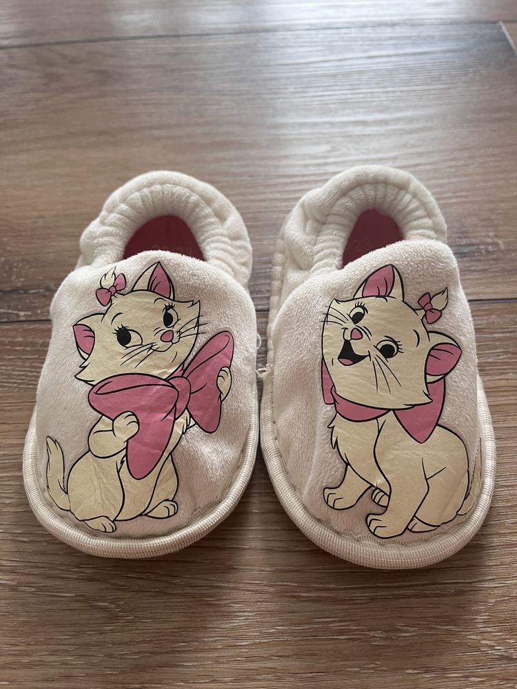 Kapcie pantofle marie aryskotraci disney po domu do przedszkola zlobka