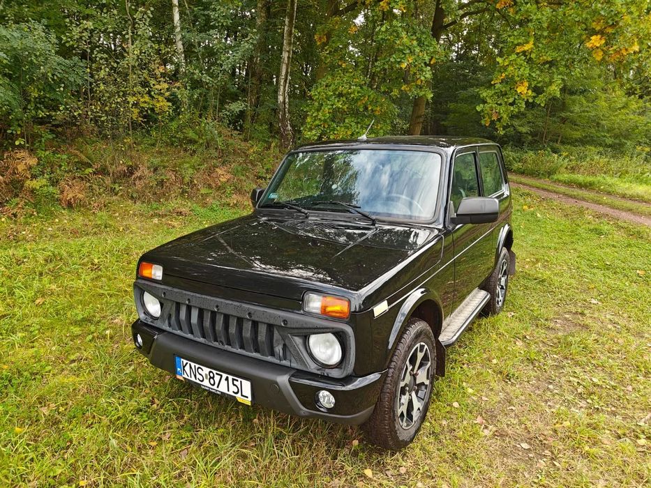 Lada Niva Urban.  LPG  hak holowniczy.  Krajowa