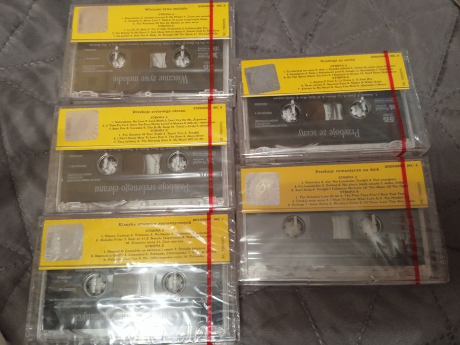 W Romantyczny Nastrój 5 kaset nowe !