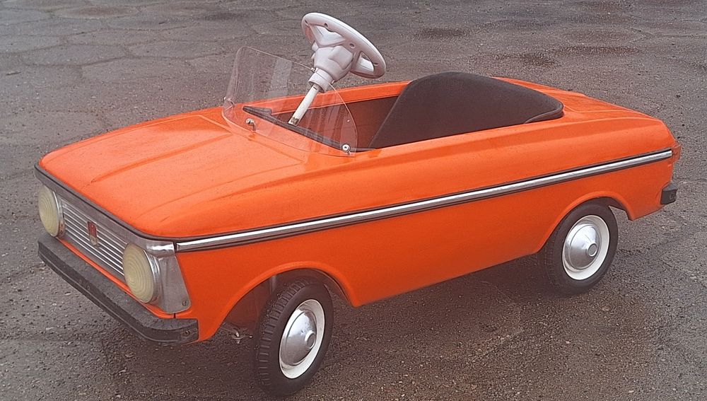 Azak AZLK MOSKWICZ na pedaly