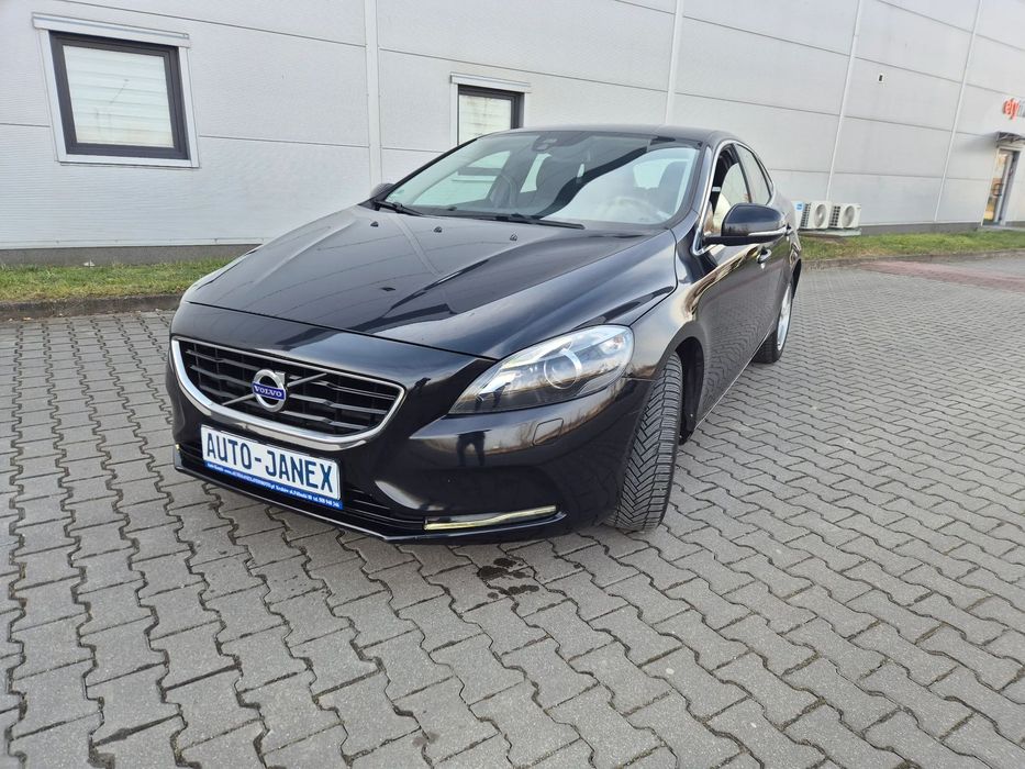 Volvo V40 1.6 150km Serwis Volvo I Wl. Klimatr. Skóra Xenon Pdc Ledy