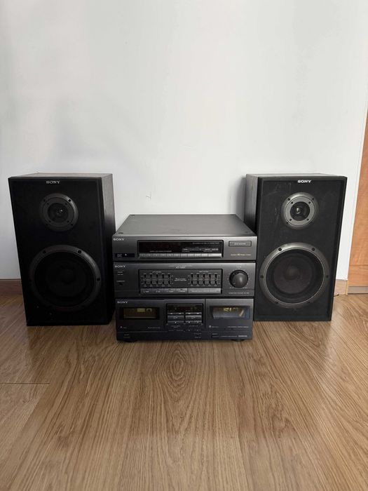 Wieża Sony z kolumnami